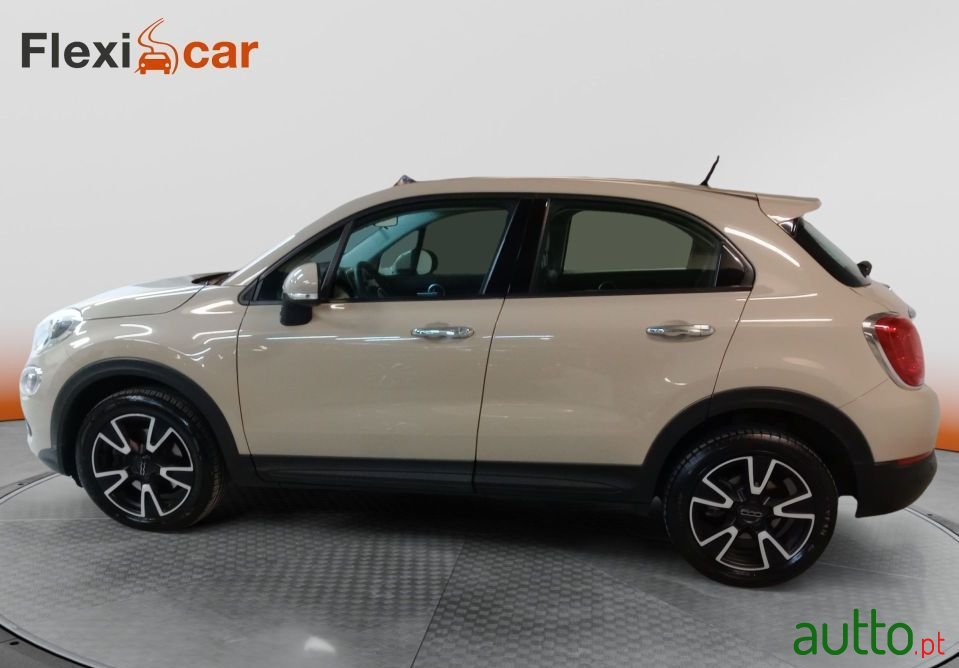 2017' Fiat 500X photo #3