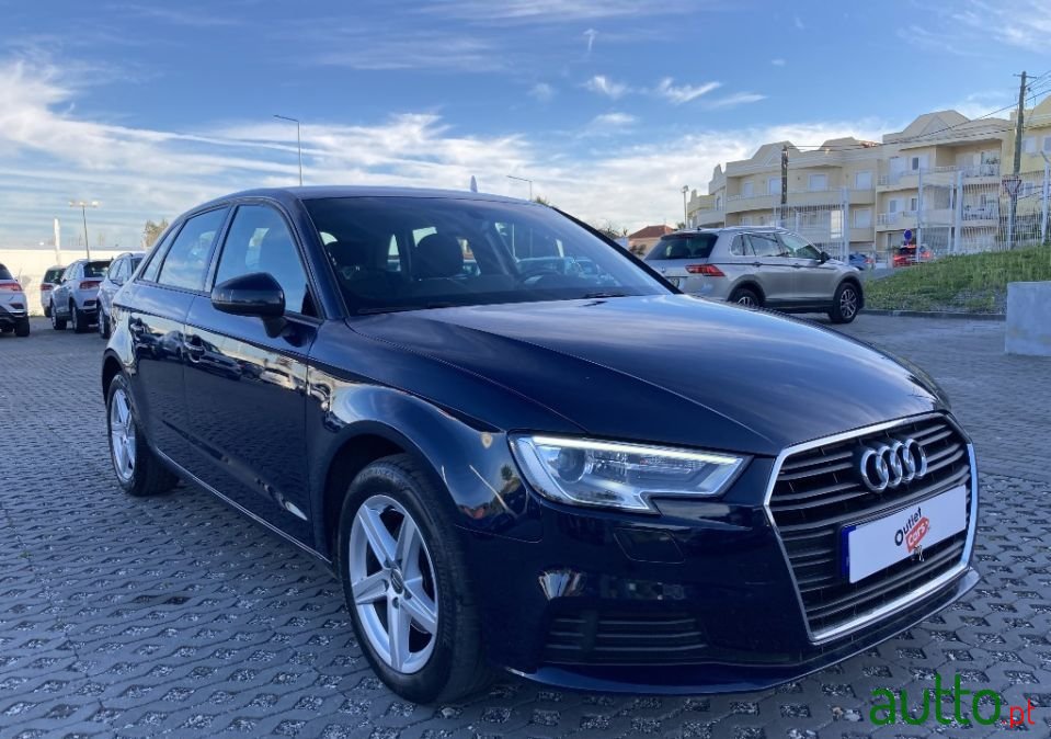 2018' Audi A3 Sportback photo #3