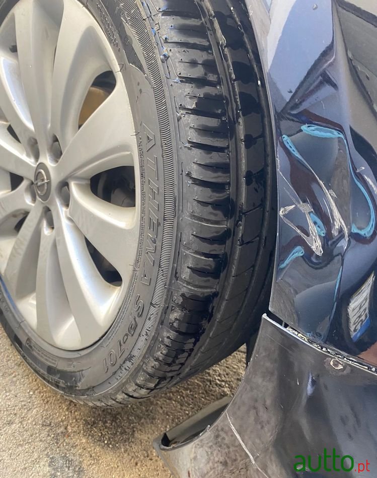 2010' Opel Astra 1.3 Cdti Cosmo photo #5