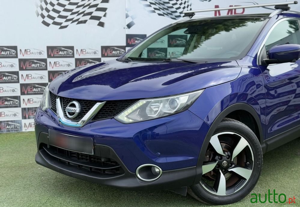 2015' Nissan Qashqai 1.5 Dci N-Connecta photo #3