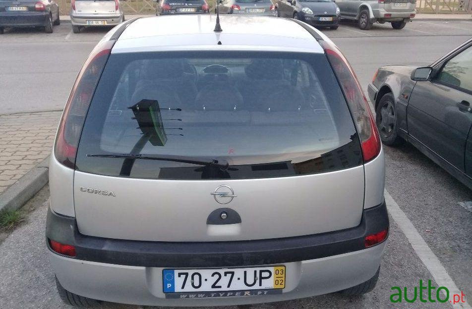 2003' Opel Corsa Versão C photo #3