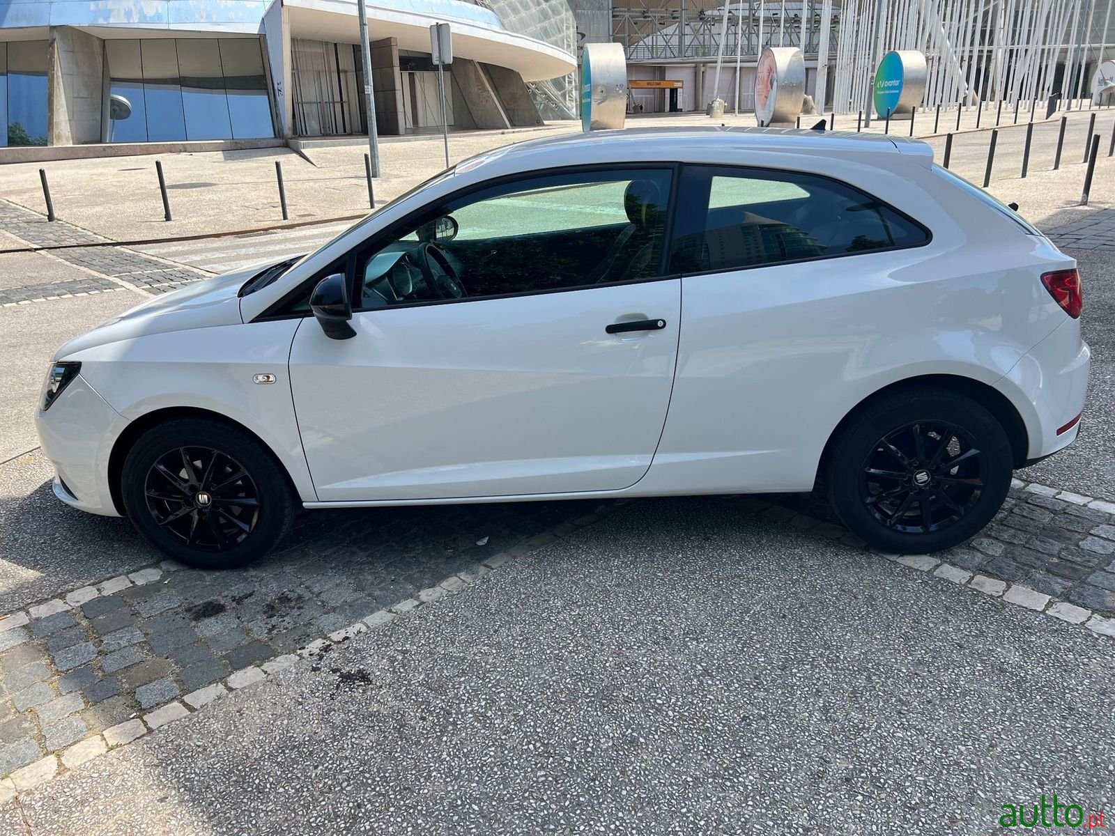 2013' SEAT Ibiza photo #6