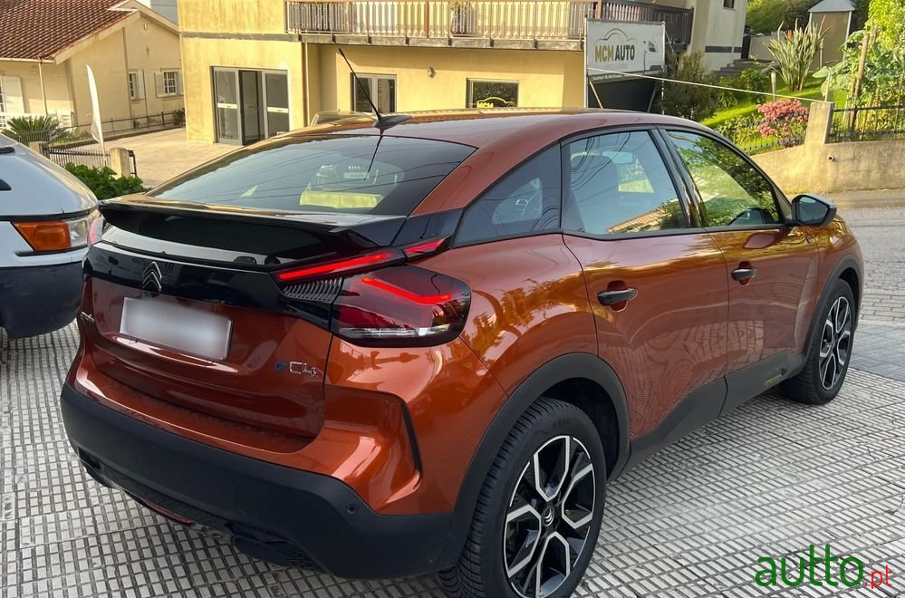 2021' Citroen C4 E-C4 136 Plus photo #5