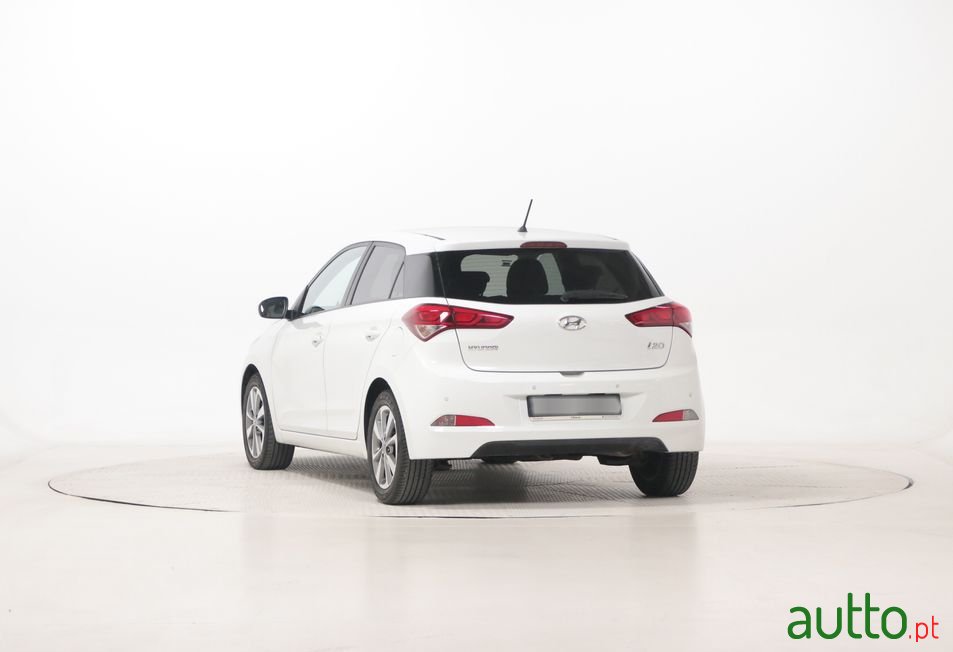 2018' Hyundai i20 photo #5