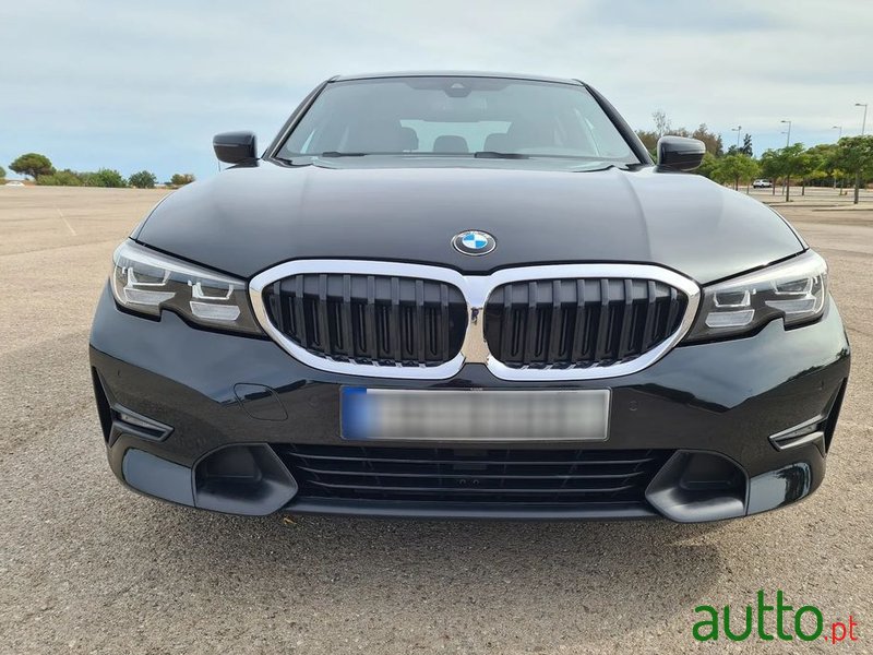 2019' BMW Série 3 D Auto photo #2