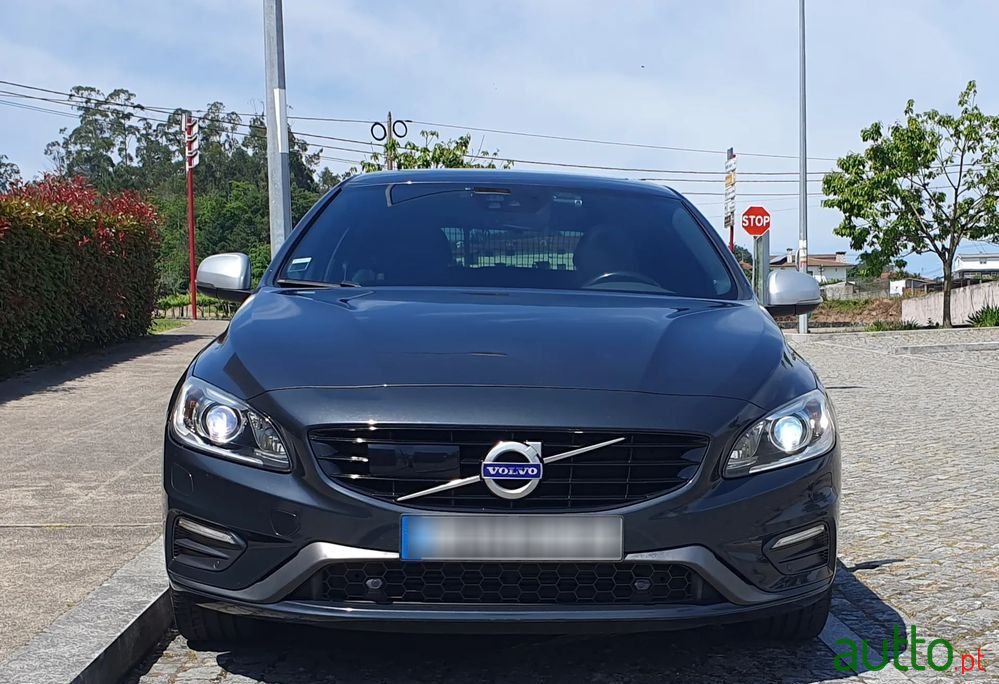 2015' Volvo V60 photo #2