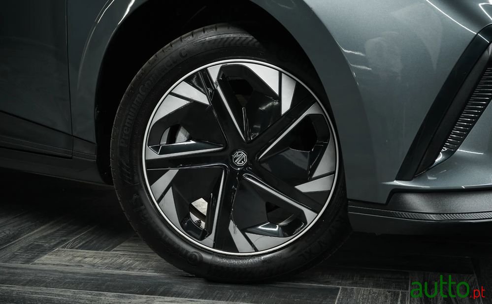2022' MG MG4 64 Kwh Luxury photo #4