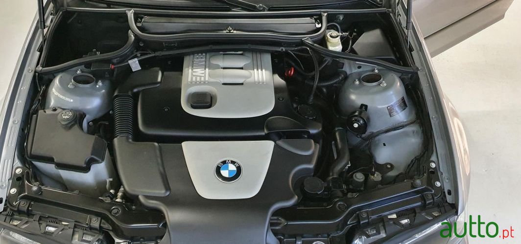 2003' BMW 320 photo #2