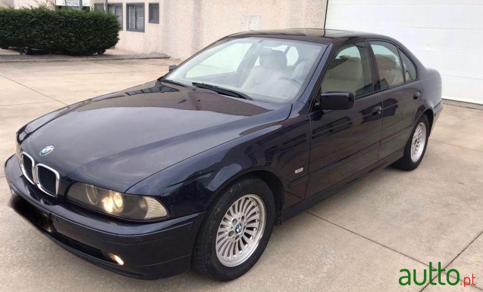 2001' BMW 525 525D photo #2