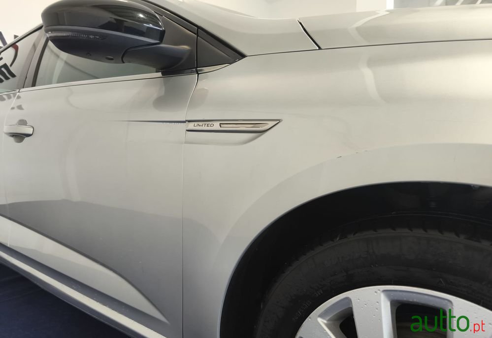 2019' Renault Mégane Sport Tourer photo #5