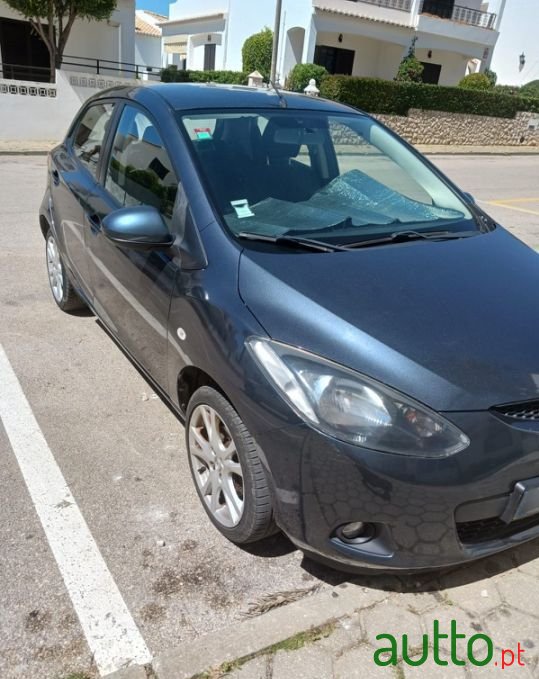 2008' Mazda 2 photo #1