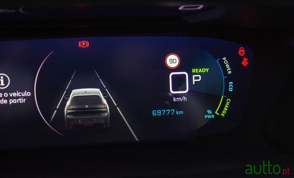 2021' Peugeot e-208 Allure Pack photo #5