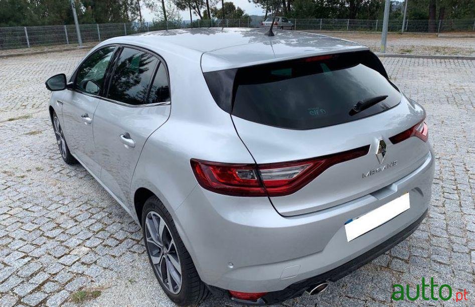 2016' Renault Megane photo #3