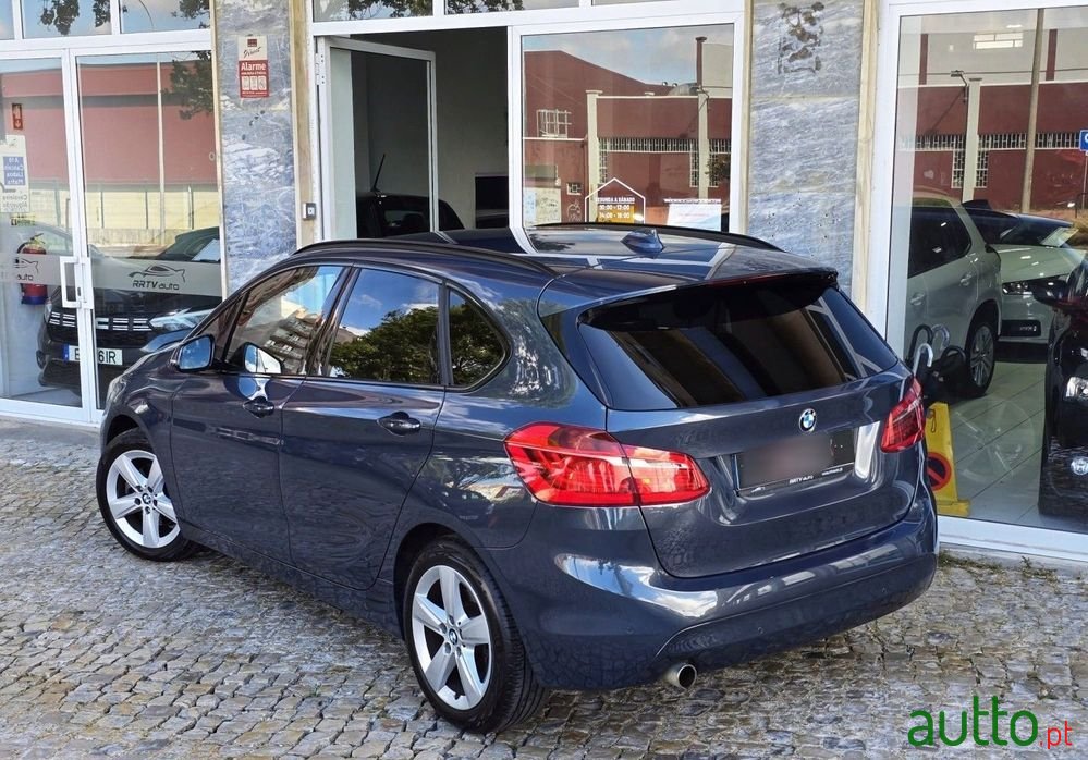 2015' BMW Série 2 D Line Sport photo #2