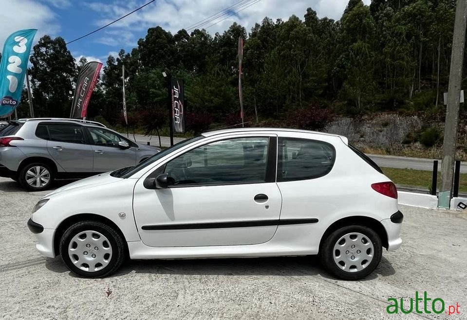 2006' Peugeot 206 photo #5