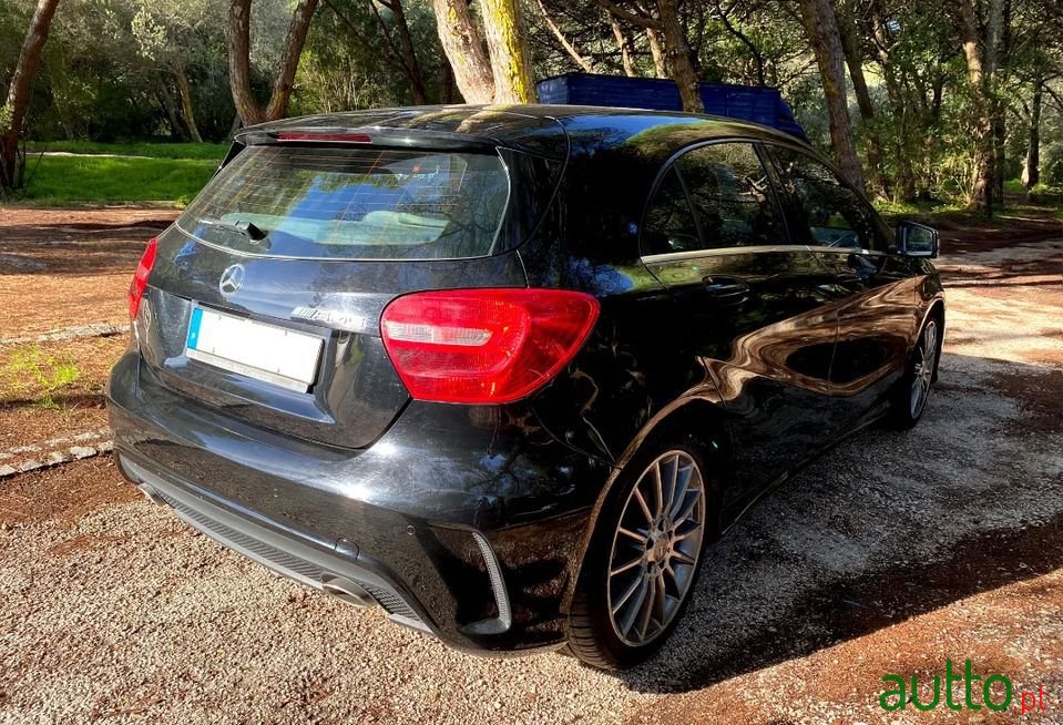 2014' Mercedes-Benz A-180 photo #3