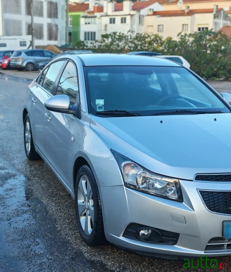 2012' Chevrolet Cruze 1.7 Vcdi Ltz photo #2
