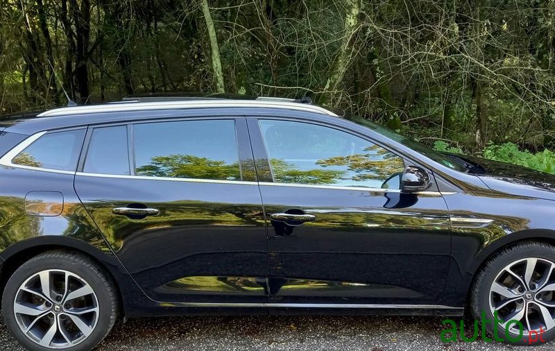 2017' Renault Megane Sport Tourer photo #5