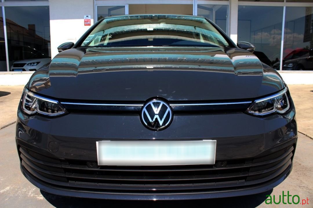 2022' Volkswagen Golf photo #2