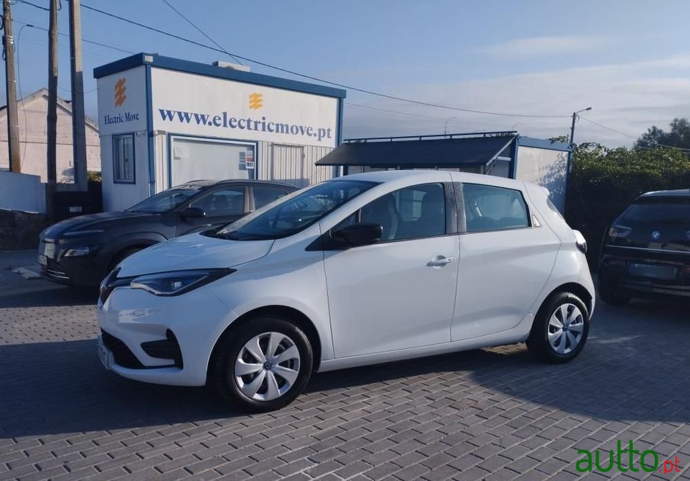 2020' Renault Zoe photo #2