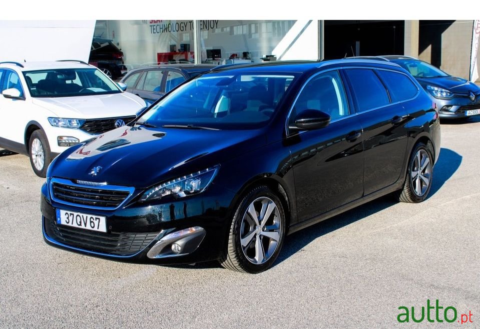 2015' Peugeot 308 Sw photo #3
