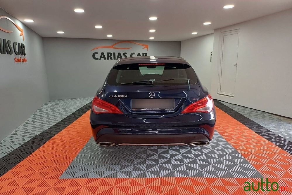 2017' Mercedes-Benz Classe Cla photo #4