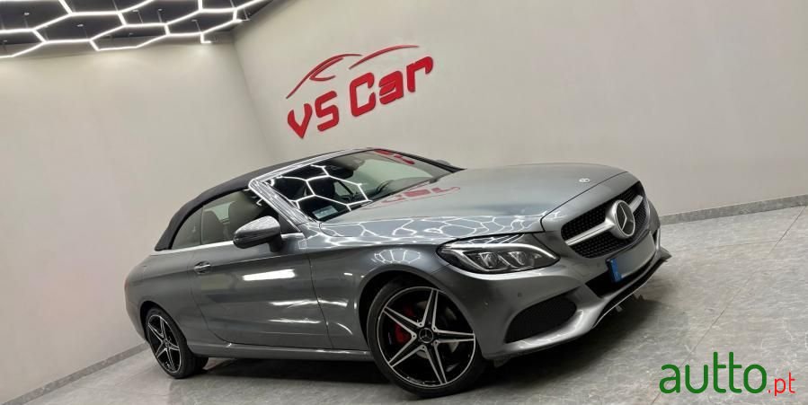 2018' Mercedes-Benz Classe C photo #1