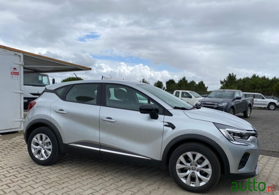 2020' Renault Captur photo #4