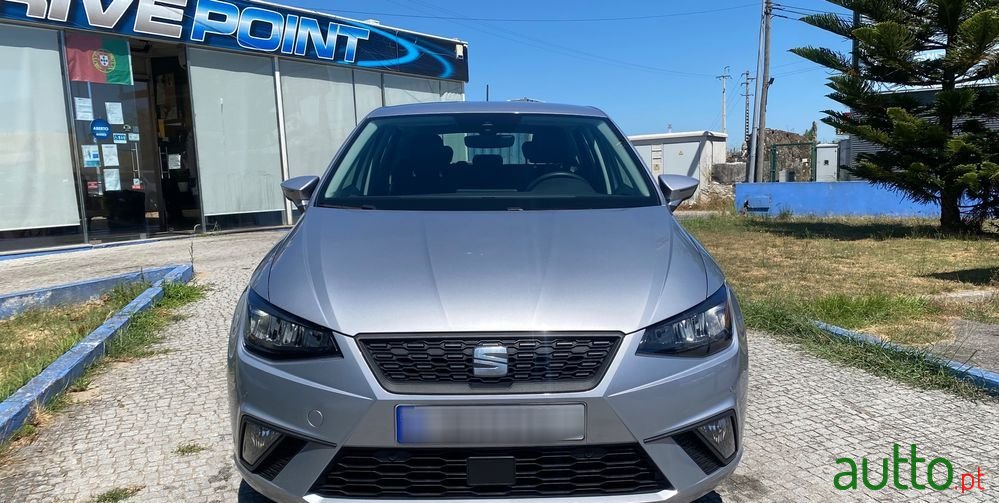 2023' SEAT Ibiza 1.0 Tsi Style photo #2