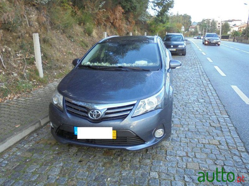 2012' Toyota Avensis Sw 2.0 D-4D Luxury+Navi photo #2