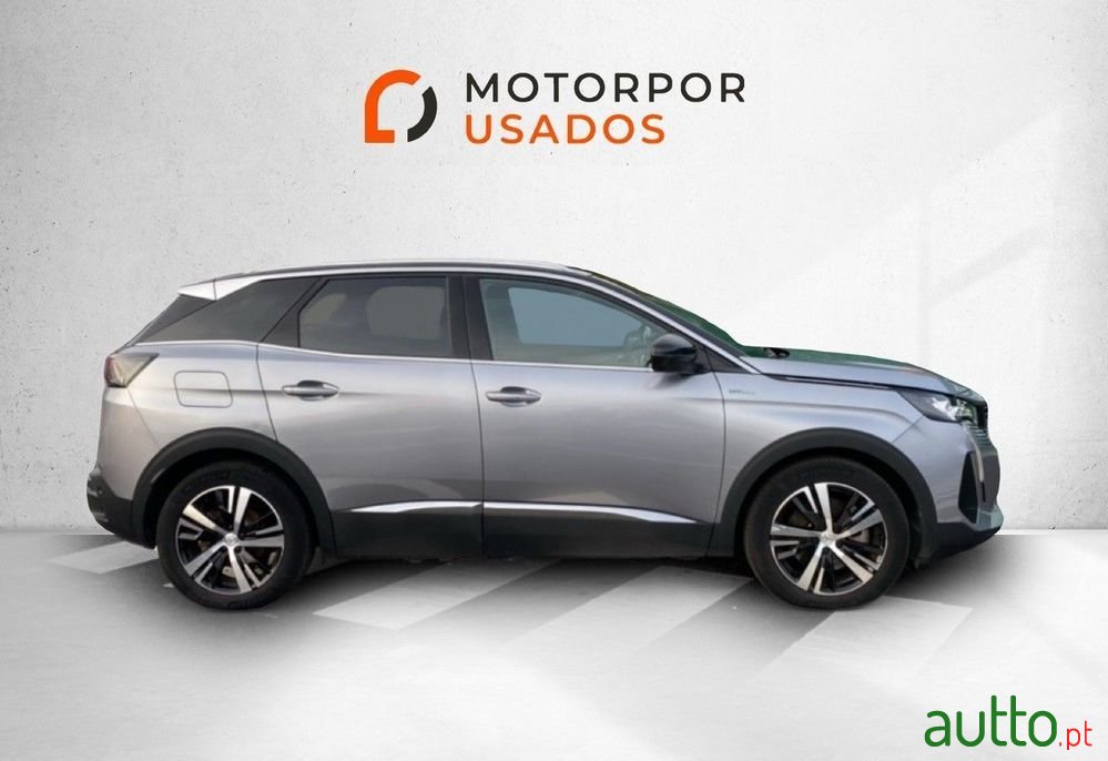 2023' Peugeot 3008 photo #5