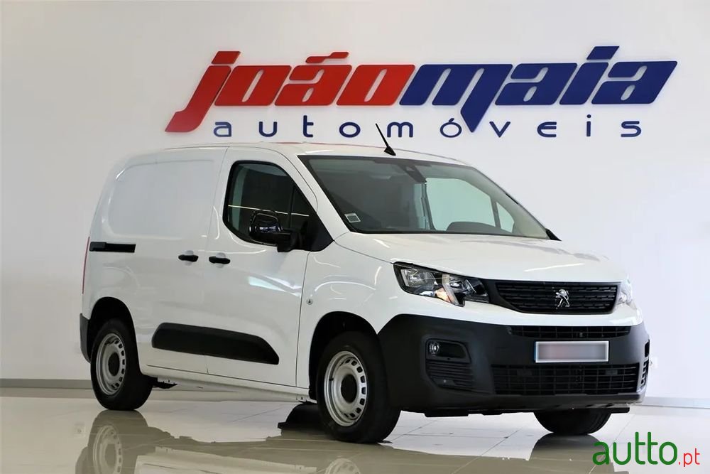 2021' Peugeot Partner photo #1