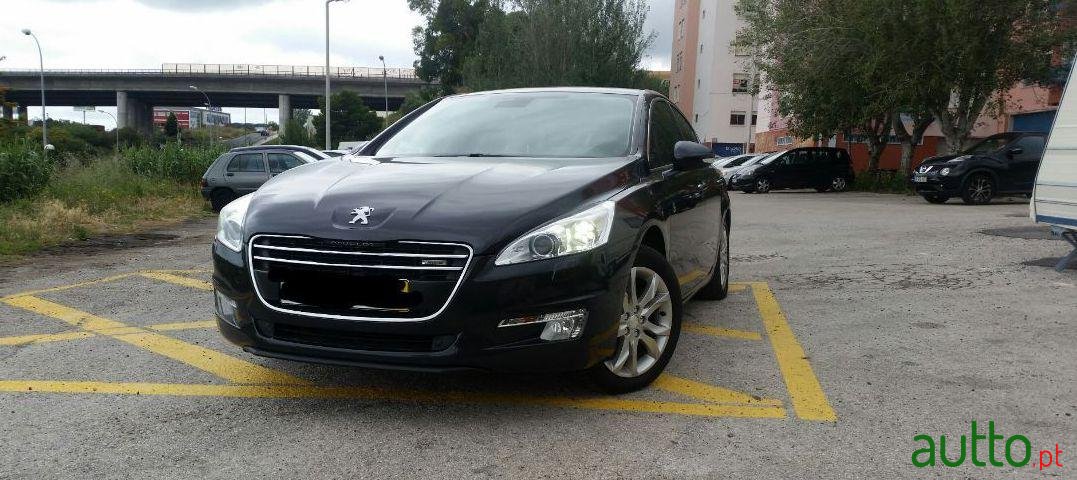 2013' Peugeot 508 Hibrido Disel 200 Cv photo #2