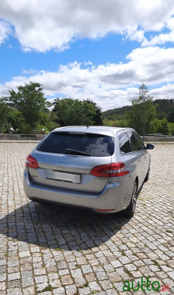 2017' Peugeot 308 Sw photo #5