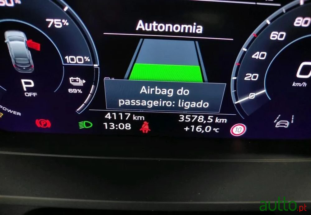 2024' Audi Q4 Sportback E-Tron photo #4