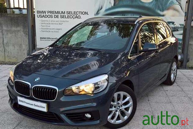 2015' BMW 216 Active Tourer photo #1