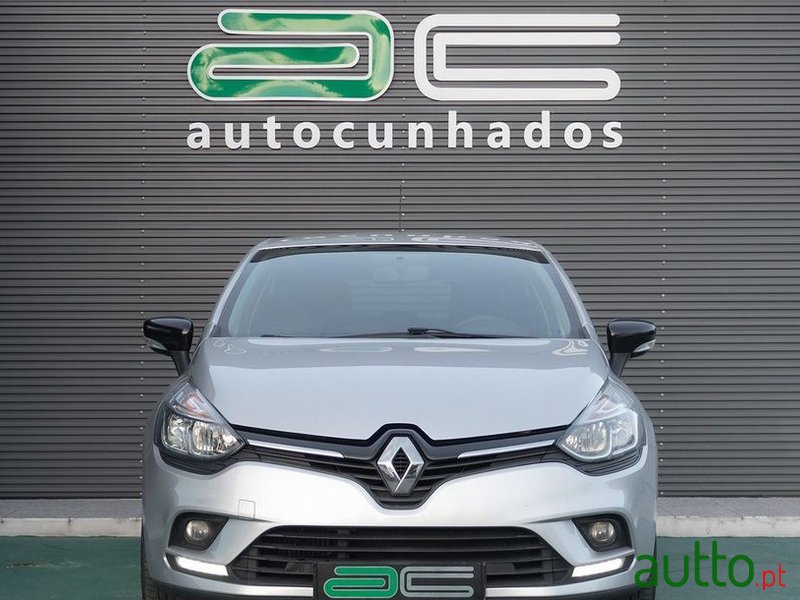 2019' Renault Clio 1.5 Dci Limited photo #2