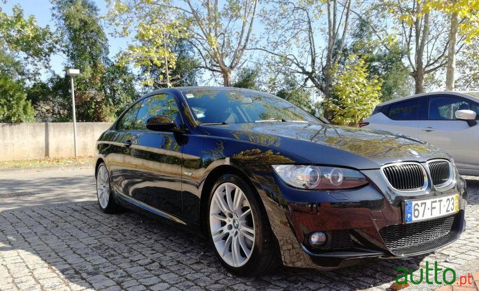 2008' BMW 320 Coupe Kit M photo #2