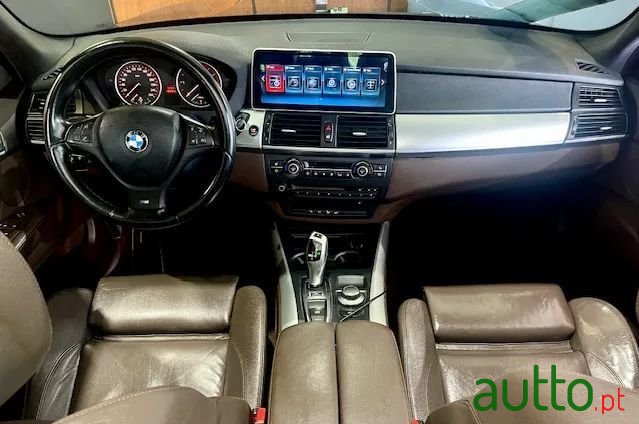 2009' BMW Série X 30 D Xdrive photo #2