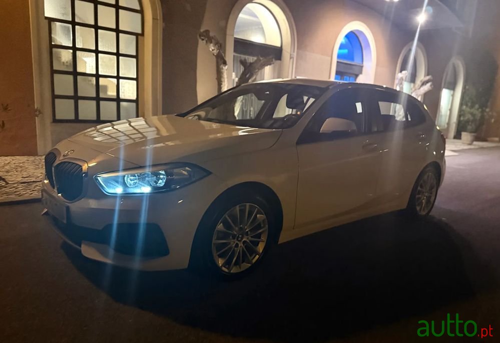 2021' BMW Série 1 photo #3