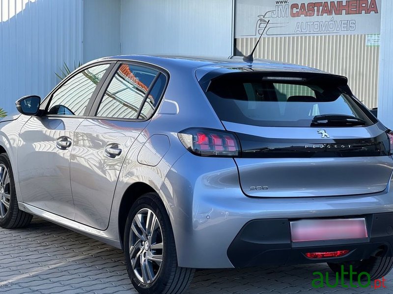 2022' Peugeot 208 photo #4