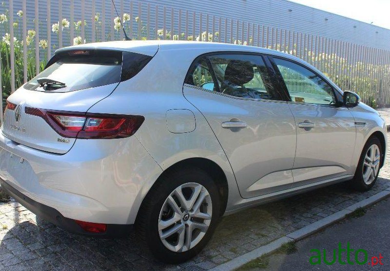 2016' Renault Megane 1.5 110Cv photo #1