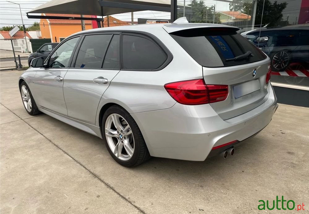 2017' BMW 320 photo #2