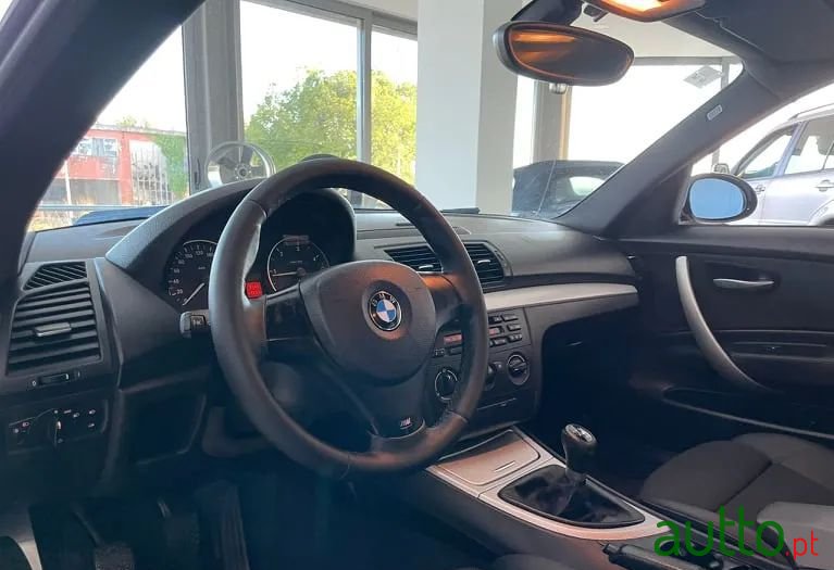 2008' BMW 118 photo #6