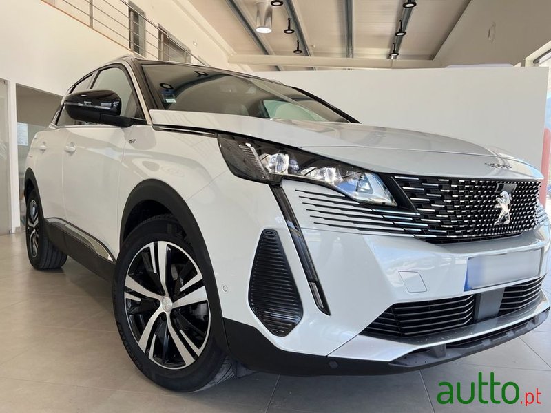 2022' Peugeot 3008 photo #3