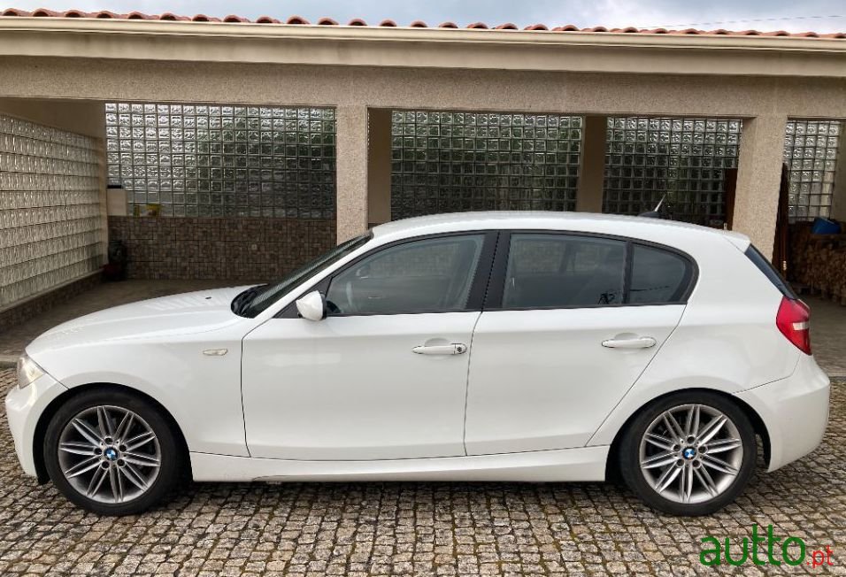 2009' BMW 118 photo #3