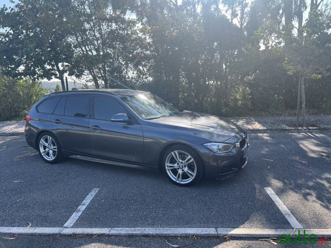 2012' BMW 320 photo #4