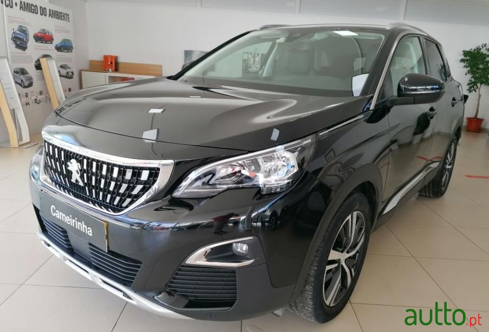2019' Peugeot 3008 photo #2