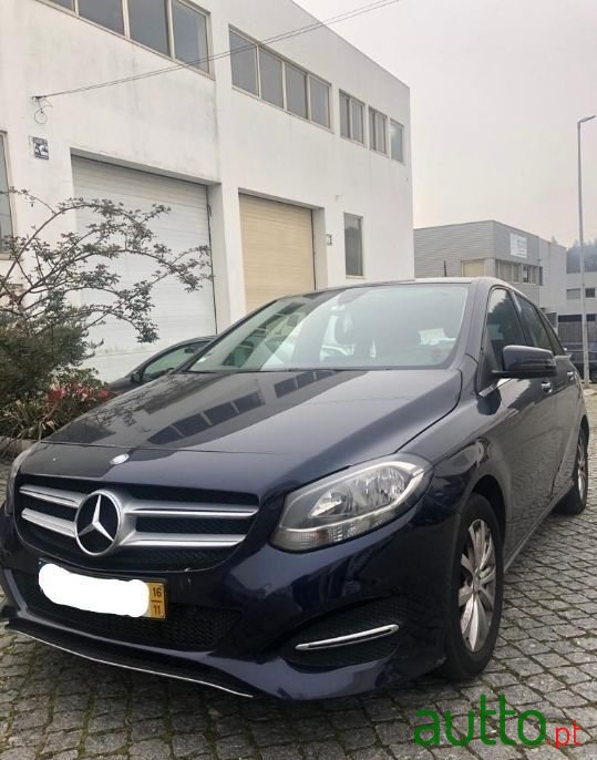 2016' Mercedes-Benz 180 photo #2