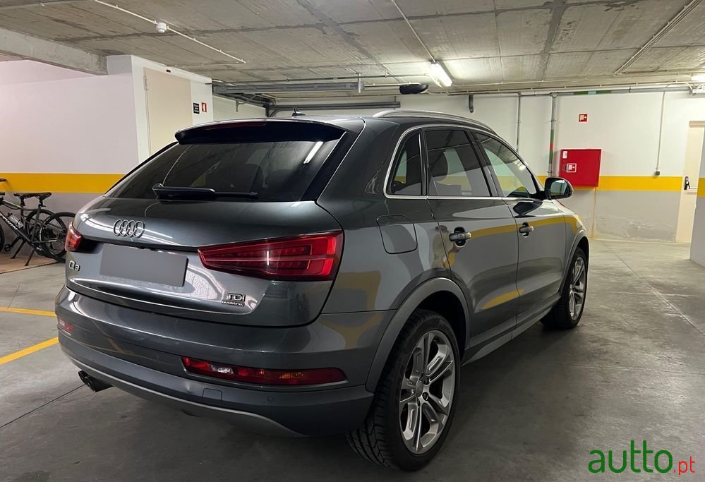 2015' Audi Q3 S Tronic photo #5